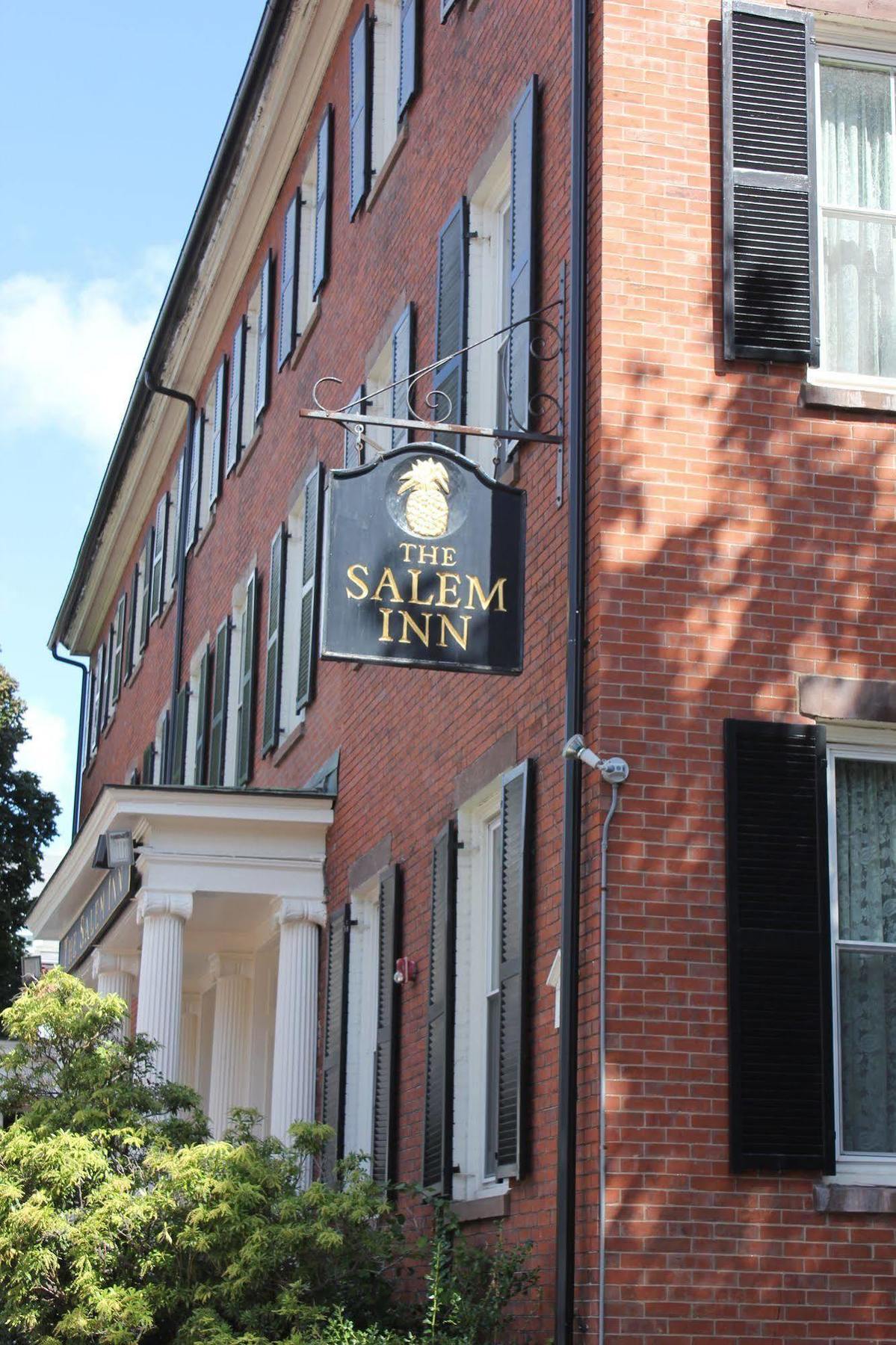 The Salem Inn Екстериор снимка